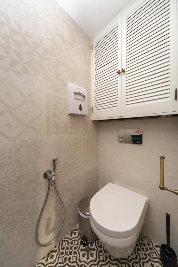 Трирівневий Лофт Із Спальнею-Укриттям Self Check-In 247 Odessa Esterno foto