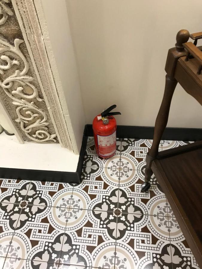 Трирівневий Лофт Із Спальнею-Укриттям Self Check-In 247 Odessa Esterno foto